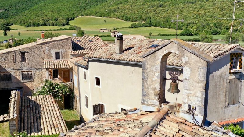 Maison authentique Haute Provence - Simiane-la-Rotonde - Vue extérieure
